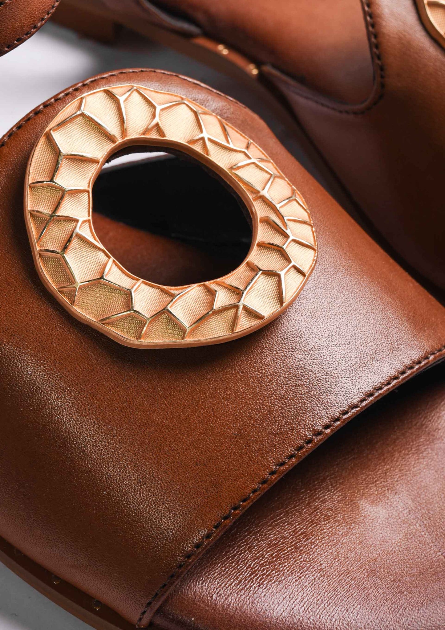 Leather Sandals with Metal Ring - Brown Gold