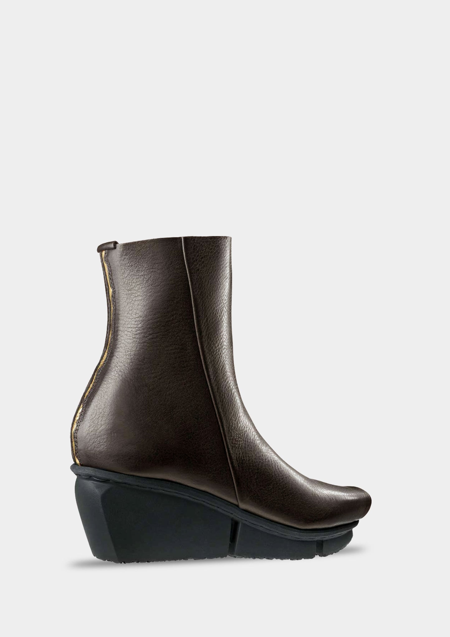 Boots Flaw - Brown
