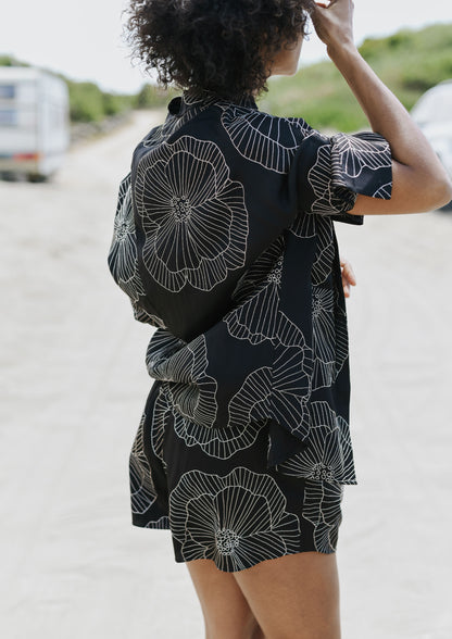 Embroidered Floral Shorts - Polar Night