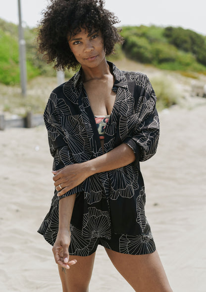 Embroidered Floral Shorts - Polar Night