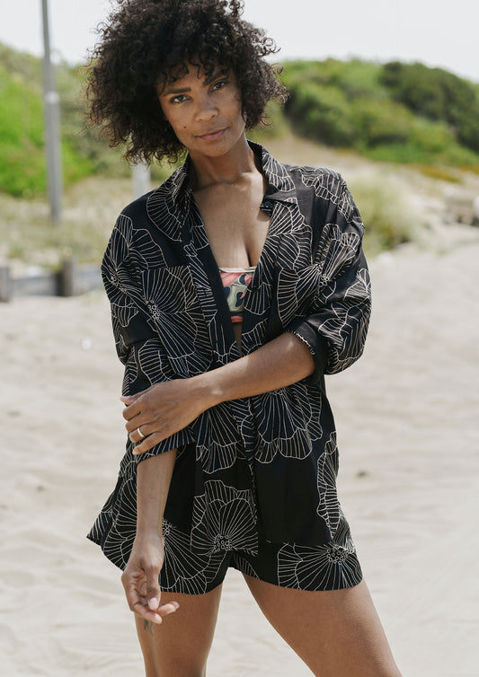 Embroidered Floral Shorts - Polar Night
