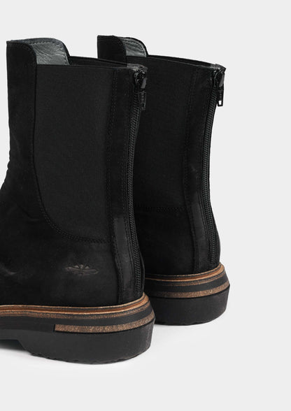 Toki Nabuk Boots - Black